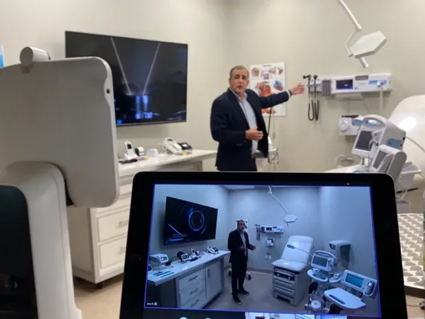 Remote visit session at a customer experience center