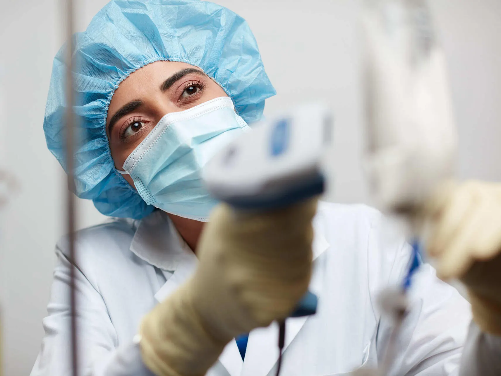 Healthcare worker scans a premixed medication bag