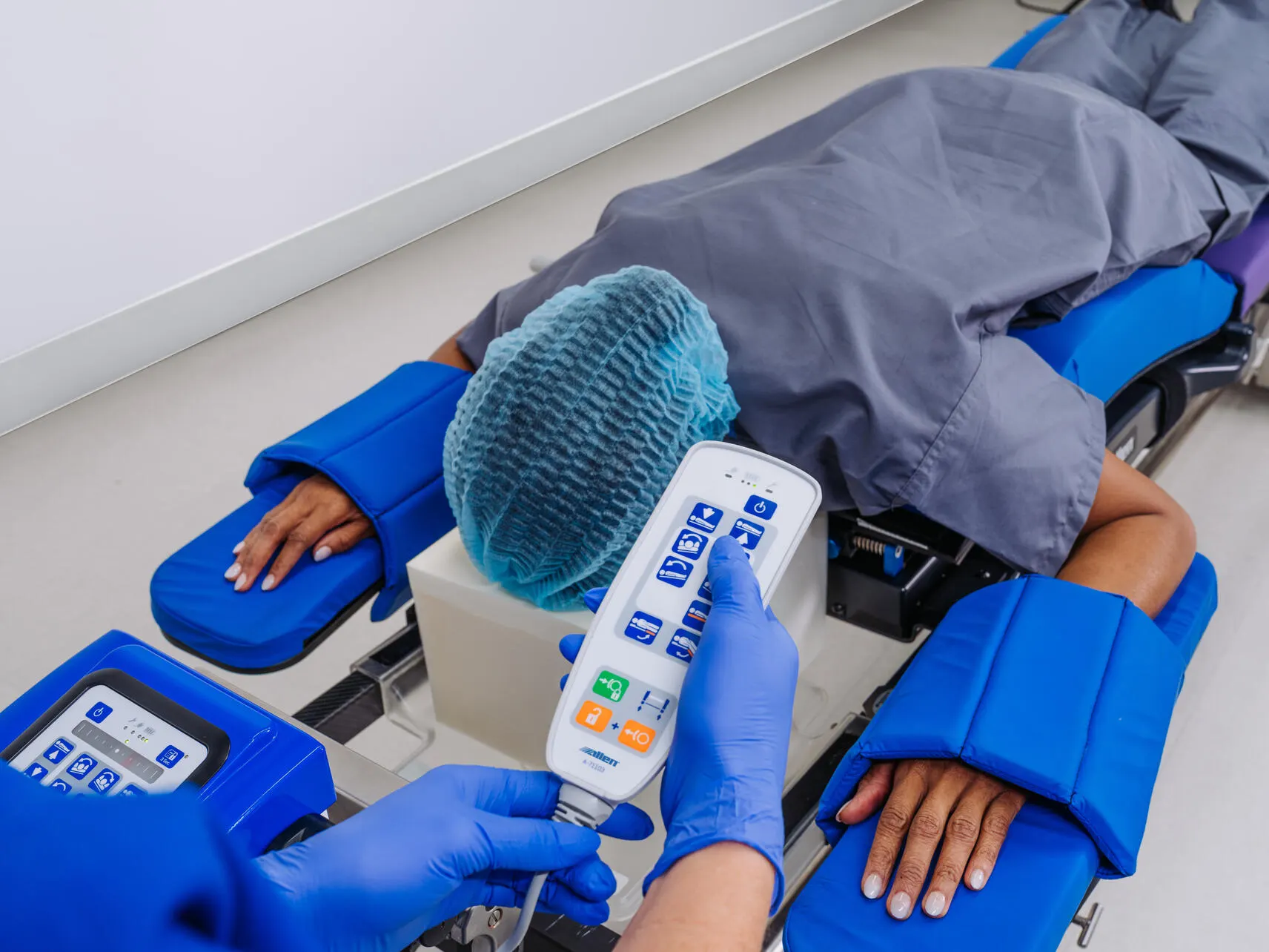 Patient on the Allen advance table